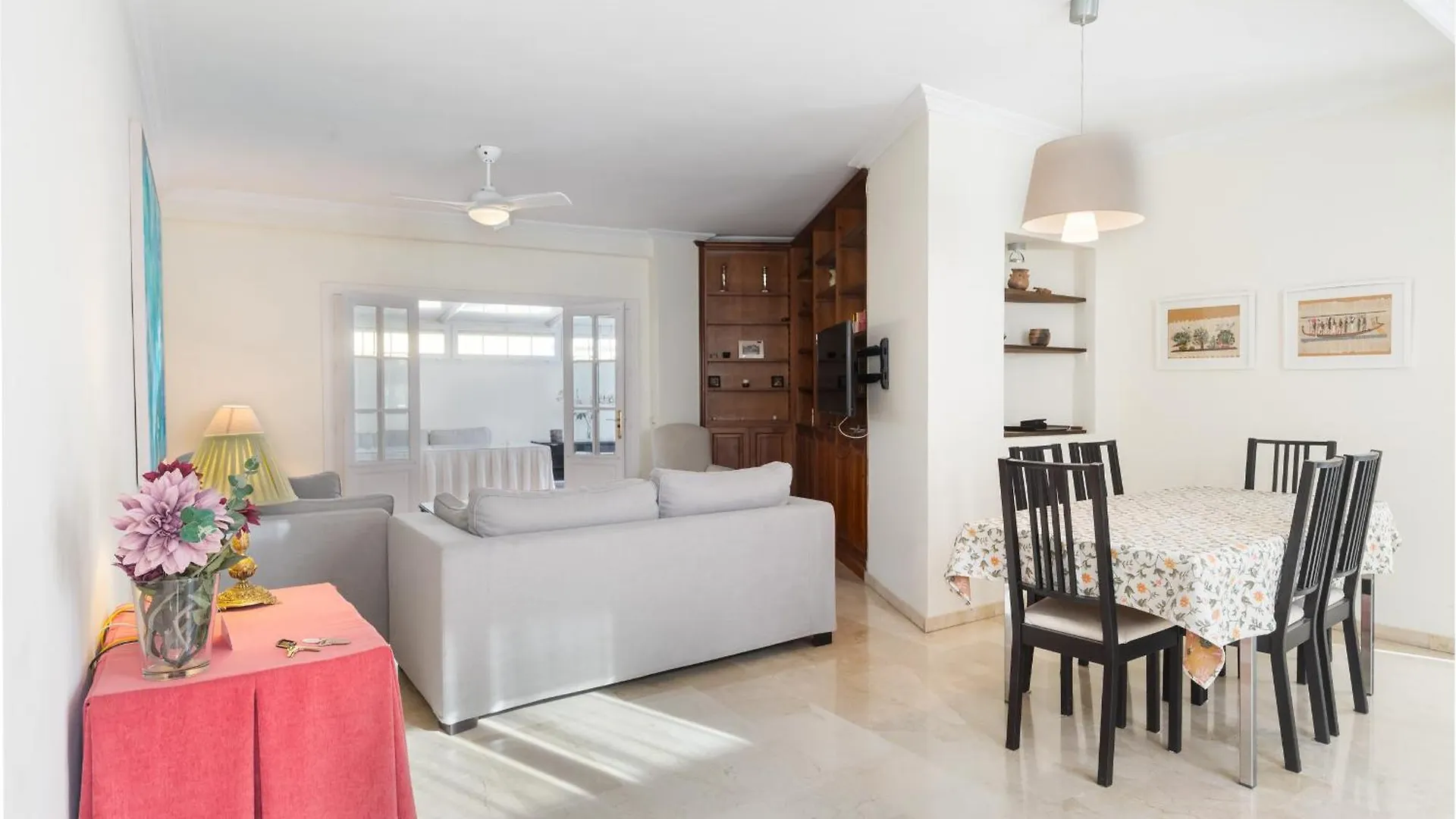 Wide With Terrace & Parking- 3Bd 2Bth- Alfalfa Apartment Seville